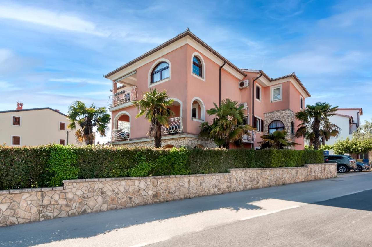 Apartments Villa Istria רוביני מראה חיצוני תמונה